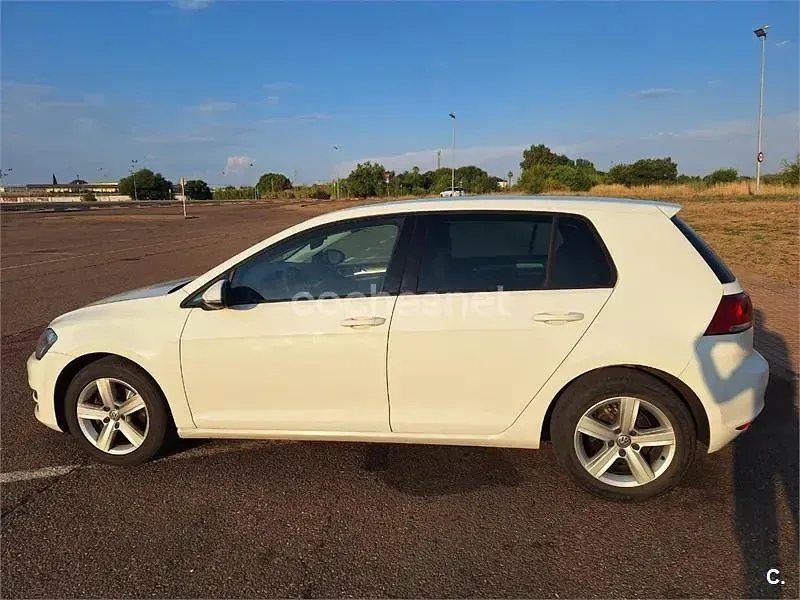 Usado VW Golf VII Advance 110 CV (80 kW) 2016 Blanco Berlina
