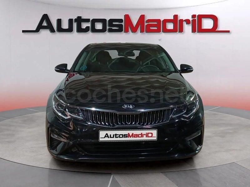 Usado Kia Optima 136 CV (100 kW) 2019 Negro Berlina