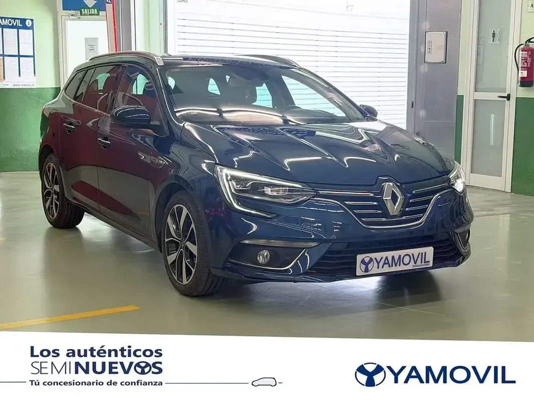 Usado Renault Mégane GrandTour Bose Edition 132 CV (97 kW) 2018 Azul Familiar