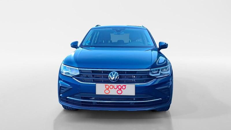 Usado VW Tiguan Life 150 CV (110 kW) 2024 Beige SUV