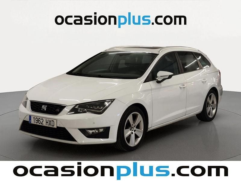 Usado Seat Leon FR 184 HP (135 kW) 2014 Branco Monovolume