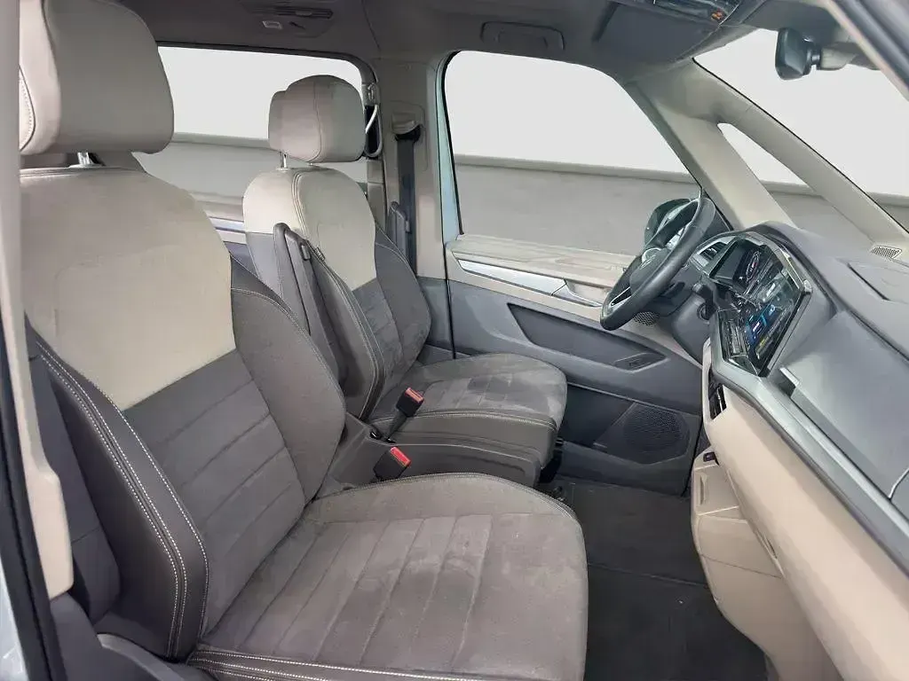 Usado VW Multivan Life 150 CV (110 kW) 2025 Otro Monovolumen