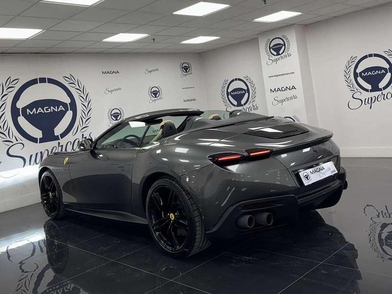 Usado Ferrari Roma 620 CV (456 kW) 2025 Gris Coupe