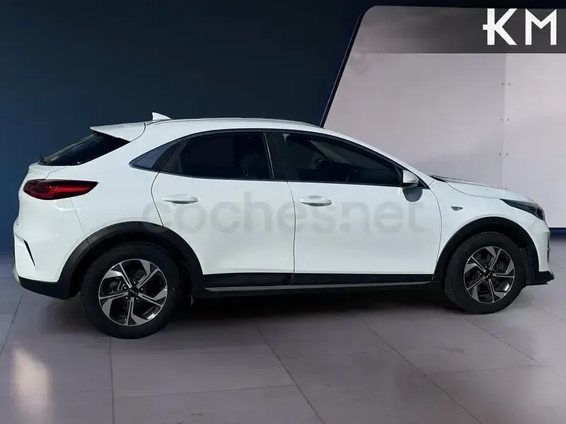 Usado Kia XCeed 120 CV (88 kW) 2022 Blanco SUV