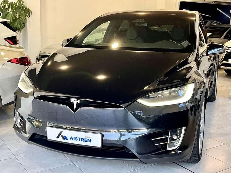 Negro Usado 2018 Tesla Model X SUV | 34.000 € - Imagen 1/4