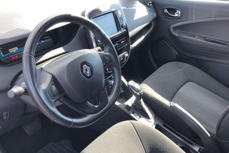 Usado Renault Zoe Intens 64 kW (88 CV) 2019 Blanco Utilitario