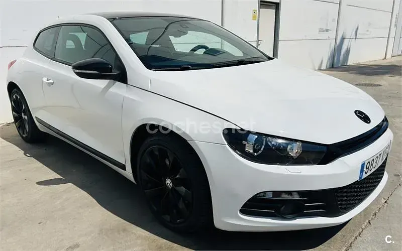 Usado VW Scirocco 160 CV (117 kW) 2010 Blanco Coupe