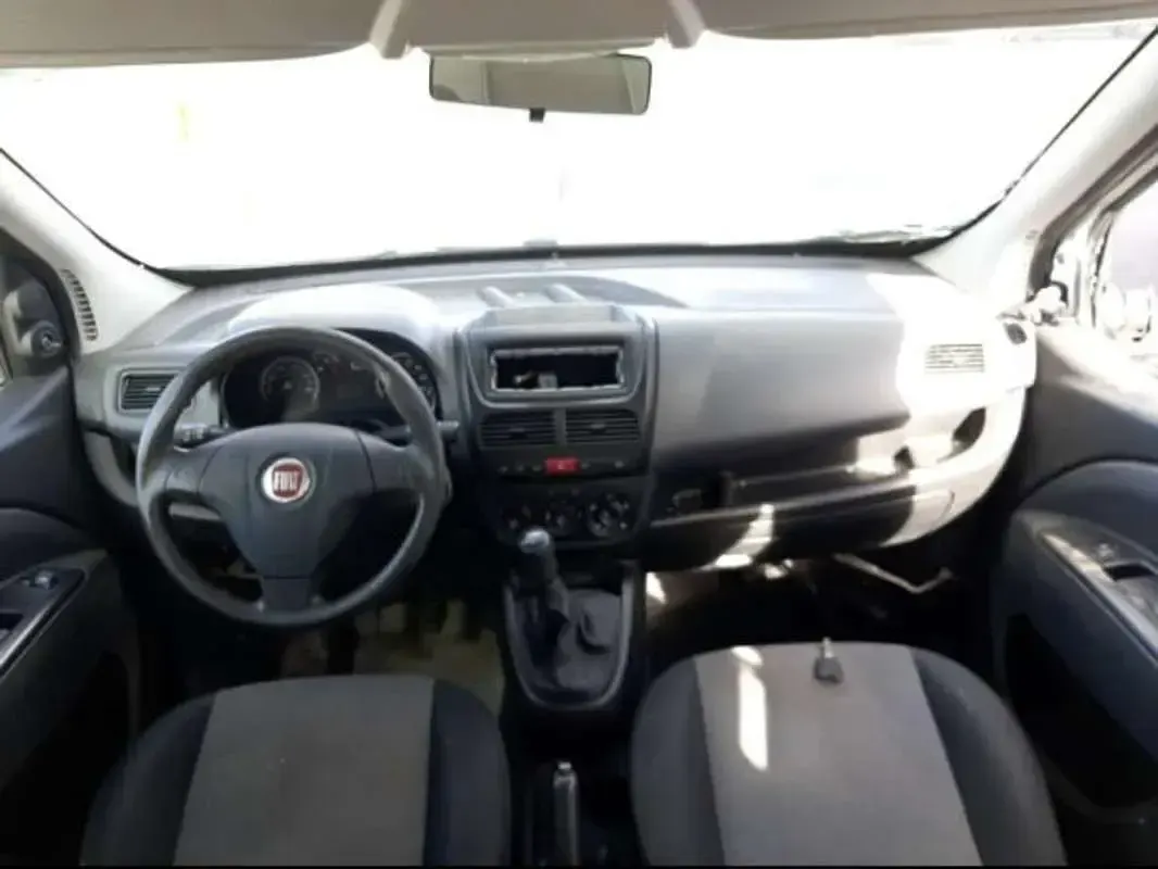 Używany Fiat Doblò Active 75 KM (55 kW) 2011 Biały Minivan