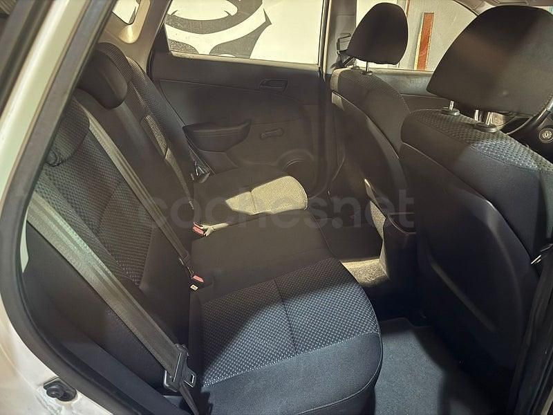 Usado Hyundai i30 Style 128 CV (94 kW) 2010 Blanco Berlina