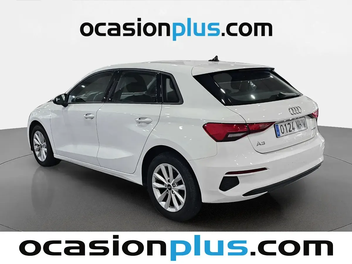 Usado Audi A3 Sportback 116 CV (85 kW) 2024 Blanco Utilitario