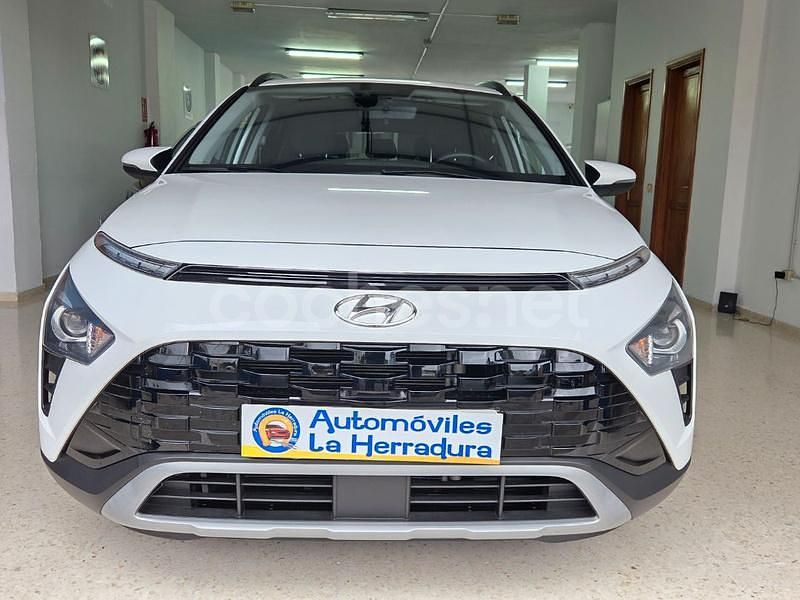 Usado Hyundai Bayon 100 CV (73 kW) 2022 Blanco SUV