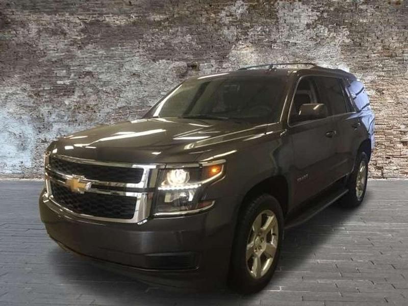 Negro Usado 2018 Chevrolet Tahoe LS SUV | 68.300 € - Imagen 1/4