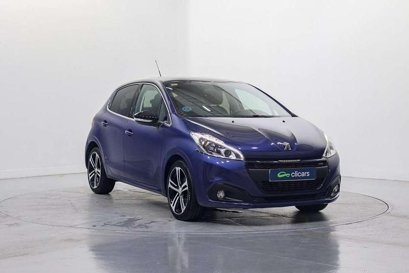Usado Peugeot 208 GT-line 120 CV (88 kW) 2017 Azul Utilitario