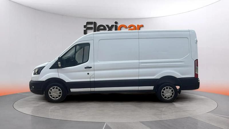 Usado Ford Transit 131 CV (96 kW) 2023 Blanco Berlina