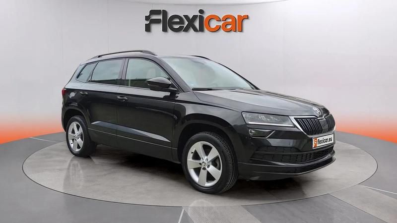 Usado Skoda Karoq Ambition 116 CV (85 kW) 2021 Negro SUV