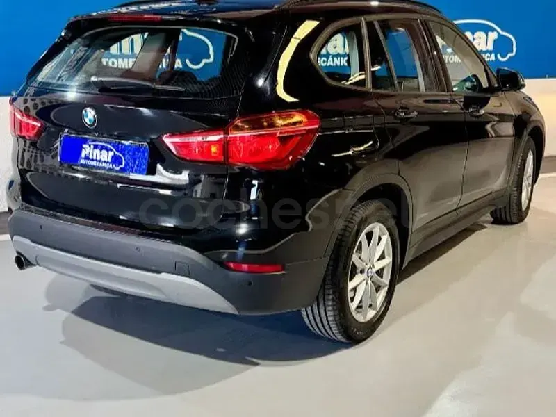 Usado BMW X1 Comfort Edition 136 CV (100 kW) 2017 Negro SUV