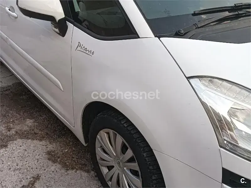 Usado Citroën C4 Picasso Business Class 112 CV (82 kW) 2012 Blanco Monovolumen