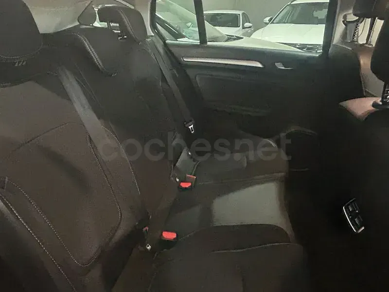 Usado Renault Mégane GrandTour Techno 140 CV (102 kW) 2024 Blanco Familiar