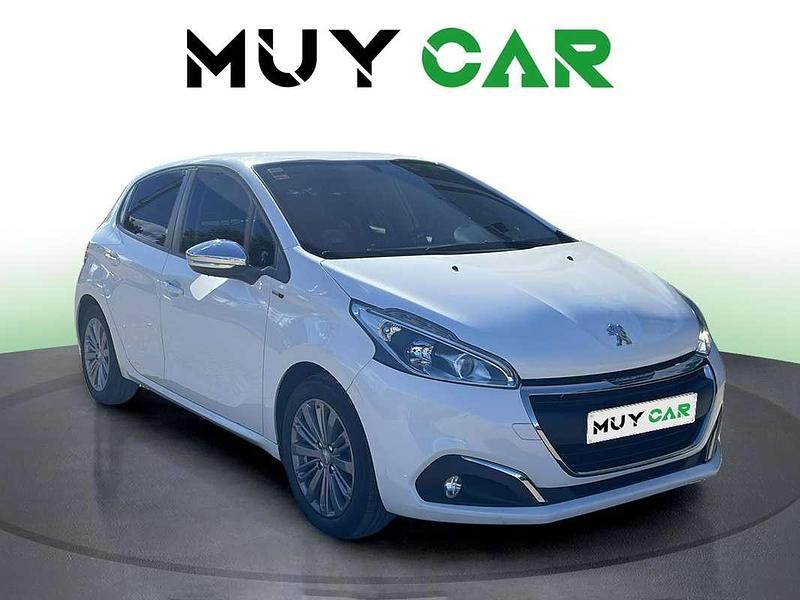Blanco Usado 2020 Peugeot 208 Allure Utilitario | 8490 € (Super precio) - Imagen 1/4