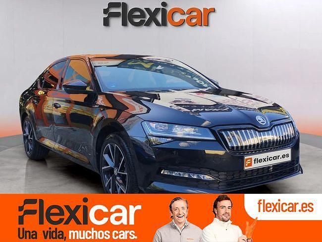 Negro Usado 2023 Skoda Superb SportLine | 34.890 € (Precio justo) - Imagen 1/4