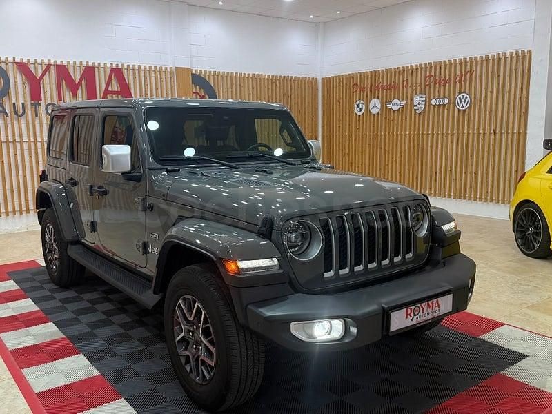 Usado Jeep Wrangler 381 CV (280 kW) 2021 Gris / plata SUV