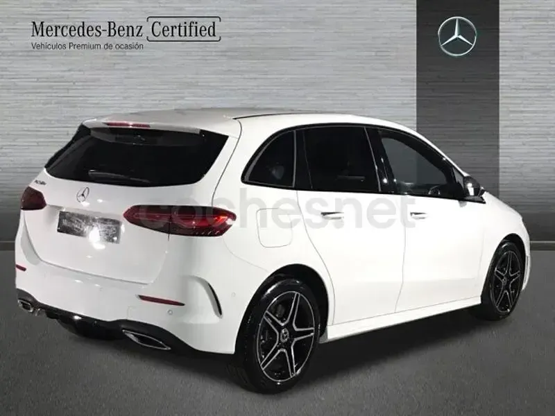 Usado Mercedes B250e AMG line 218 CV (160 kW) 2024 Blanco polar Utilitario