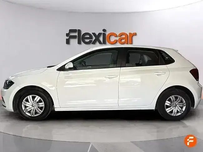 Usado VW Polo Edition 65 CV (47 kW) 2019 Blanco Utilitario
