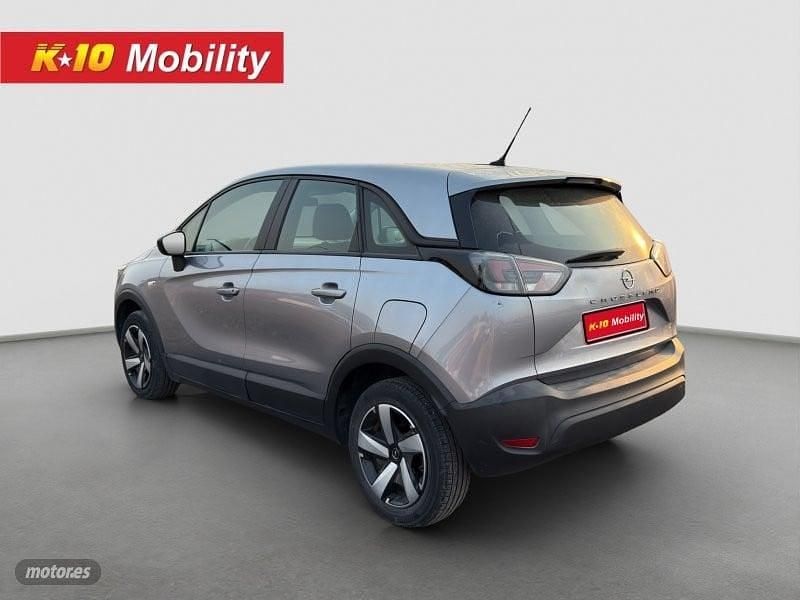Usado Opel Crossland Edition 110 CV (80 kW) 2022 Gris / plata SUV