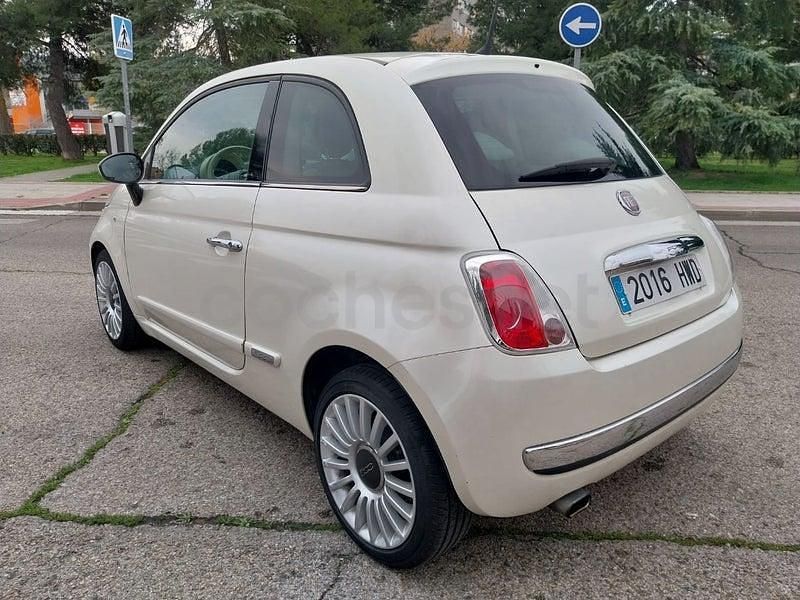 Usado Fiat 500 Lounge 85 CV (62 kW) 2014 Blanco Berlina