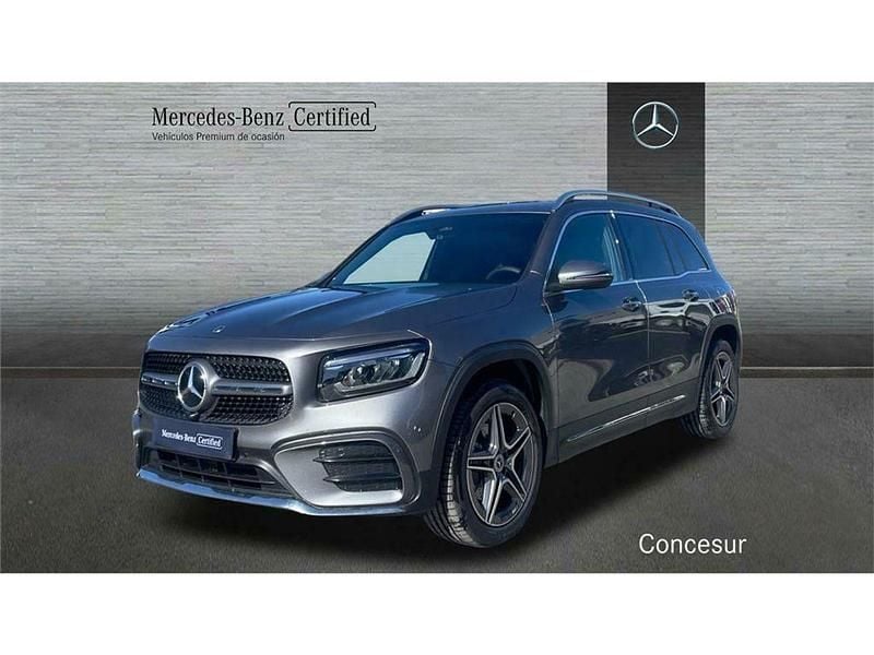 Gris montaña Usado 2024 Mercedes GLB200 SUV | 47.900 € (Un poco caro) - Imagen 1/4