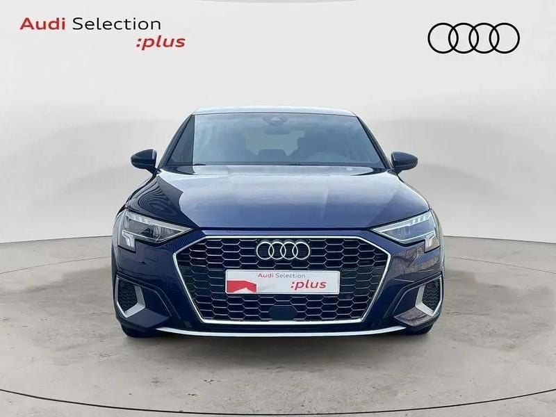 Usado Audi A3 Advanced Plus 116 HP (85 kW) 2022 Azul Sedan