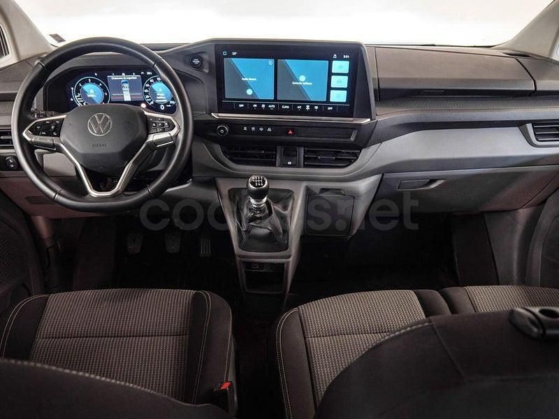 Usado VW Caravelle 110 CV (80 kW) 2025 Azul Monovolumen