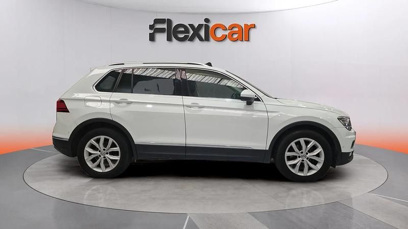 Usado VW Tiguan Sportline 150 CV (110 kW) 2020 Blanco SUV