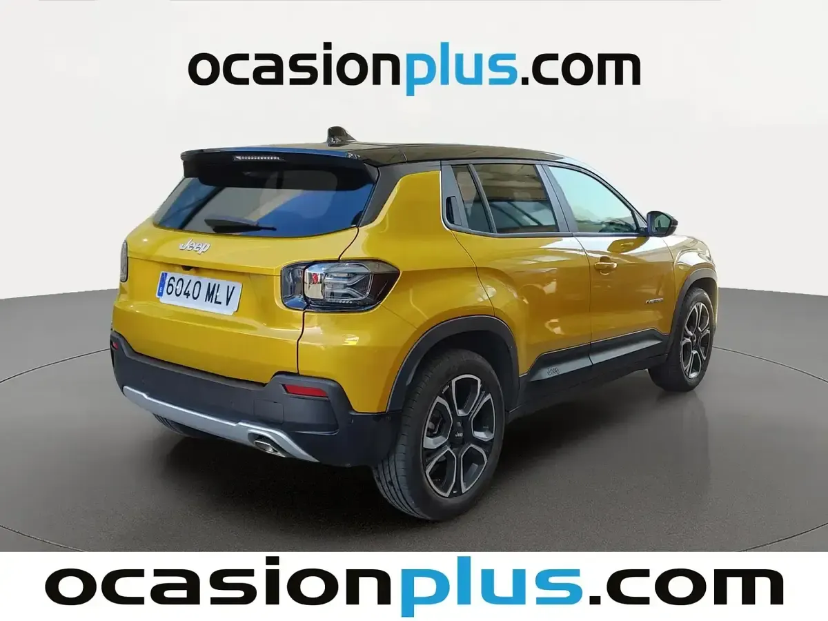 Usado Jeep Avenger Altitude 100 CV (73 kW) 2023 Amarillo SUV