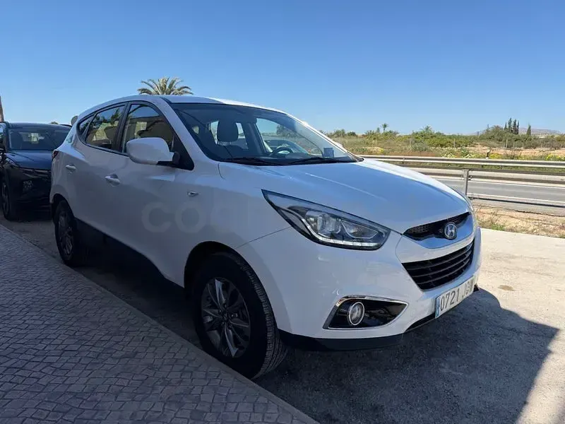 Usado Hyundai ix35 135 CV (99 kW) 2015 Blanco SUV