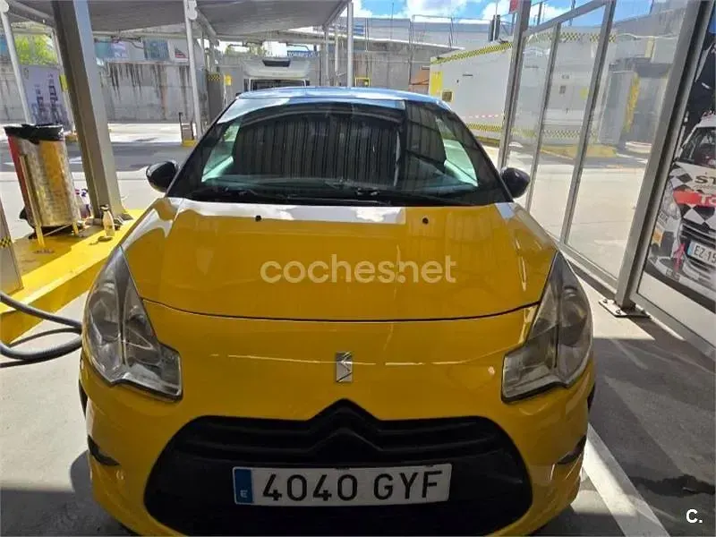 Usado Citroën DS3 155 CV (114 kW) 2010 Naranja Utilitario