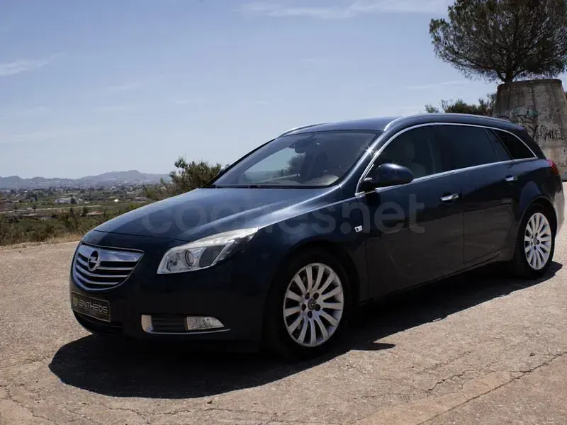 Usado Opel Insignia Sport 130 CV (95 kW) 2011 Azul Familiar
