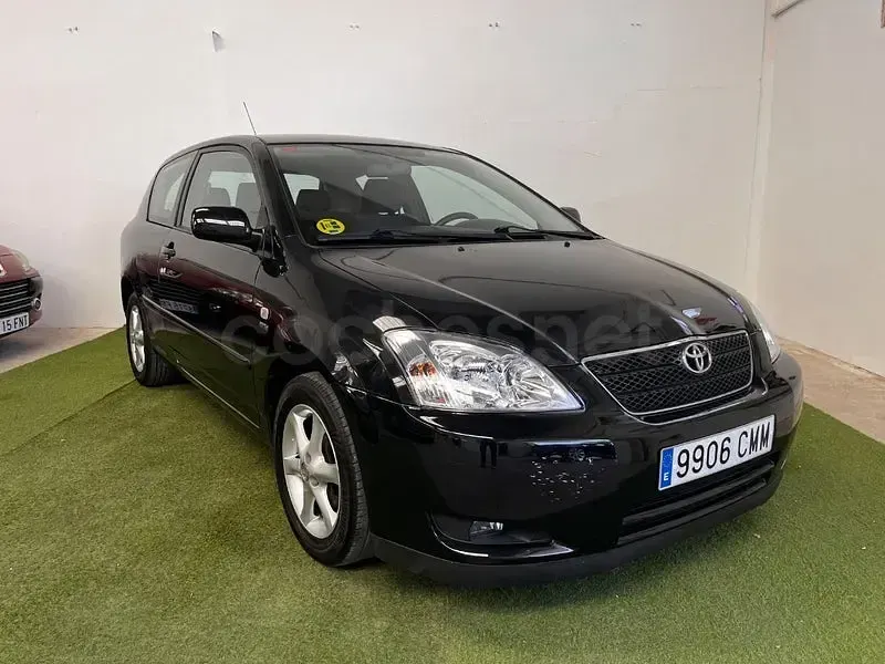 Käytetty Toyota Corolla Sol 110 HP (80 kW) 2003 Musta Sedan