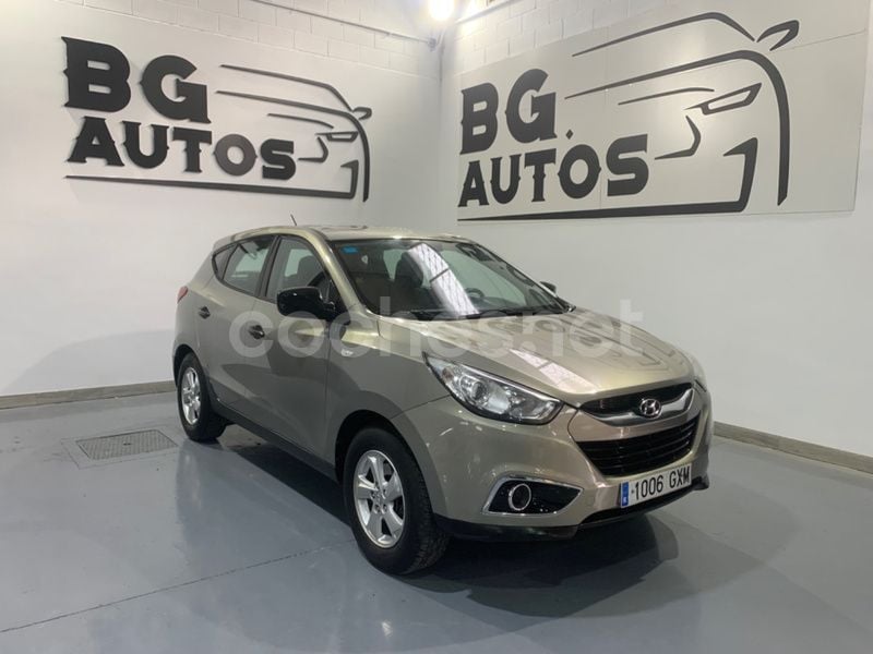 Marrón Usado 2010 Hyundai ix35 Comfort SUV | 7999 € (Precio justo) - Imagen 1/4