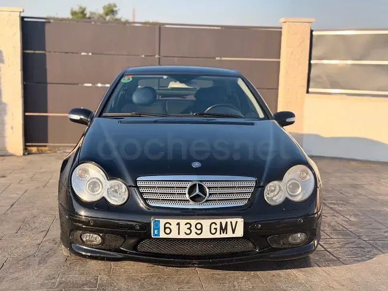 Usado Mercedes C350 272 CV (200 kW) 2007 Negro Coupe