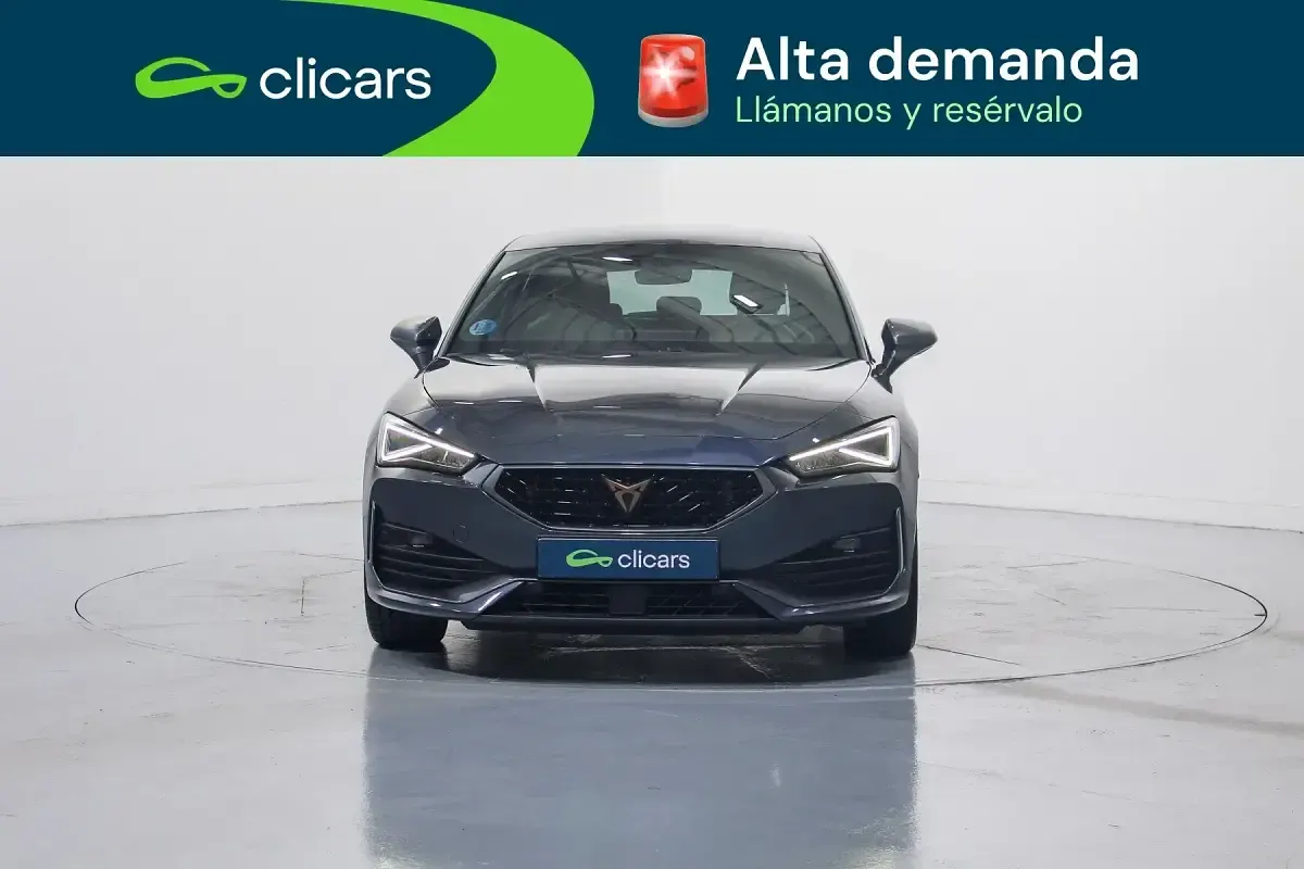 Usado Cupra Leon 150 CV (110 kW) 2023 Gris Berlina