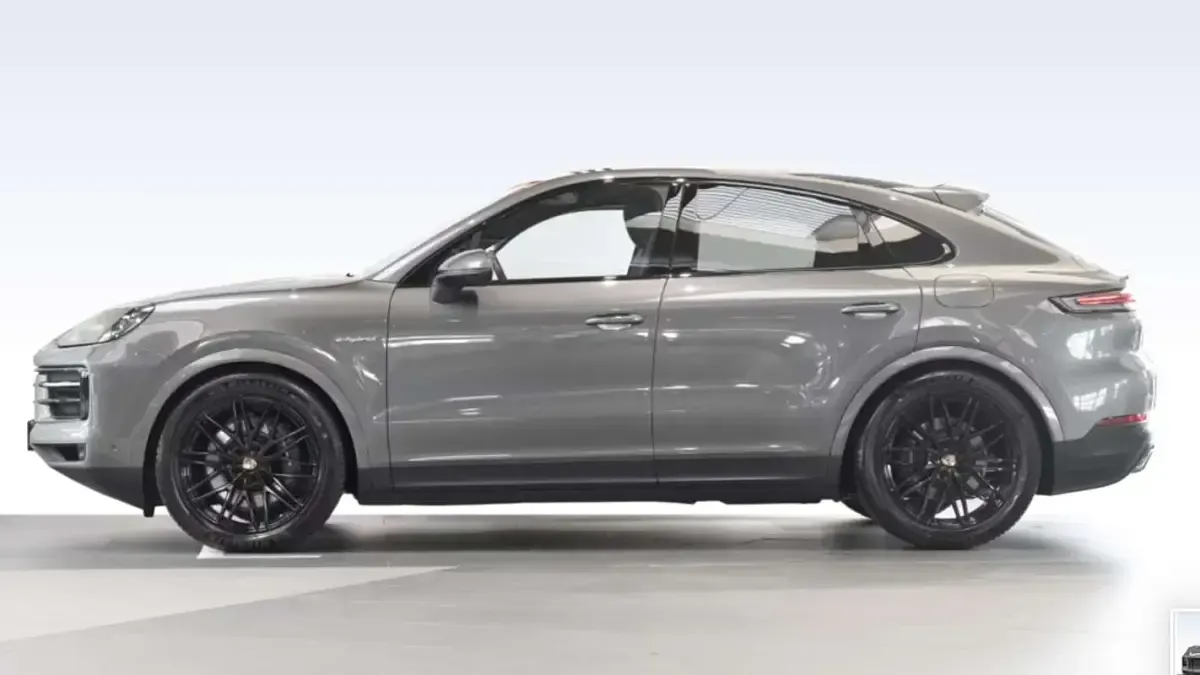 Usado Porsche Cayenne 470 CV (345 kW) 2024 Gris SUV