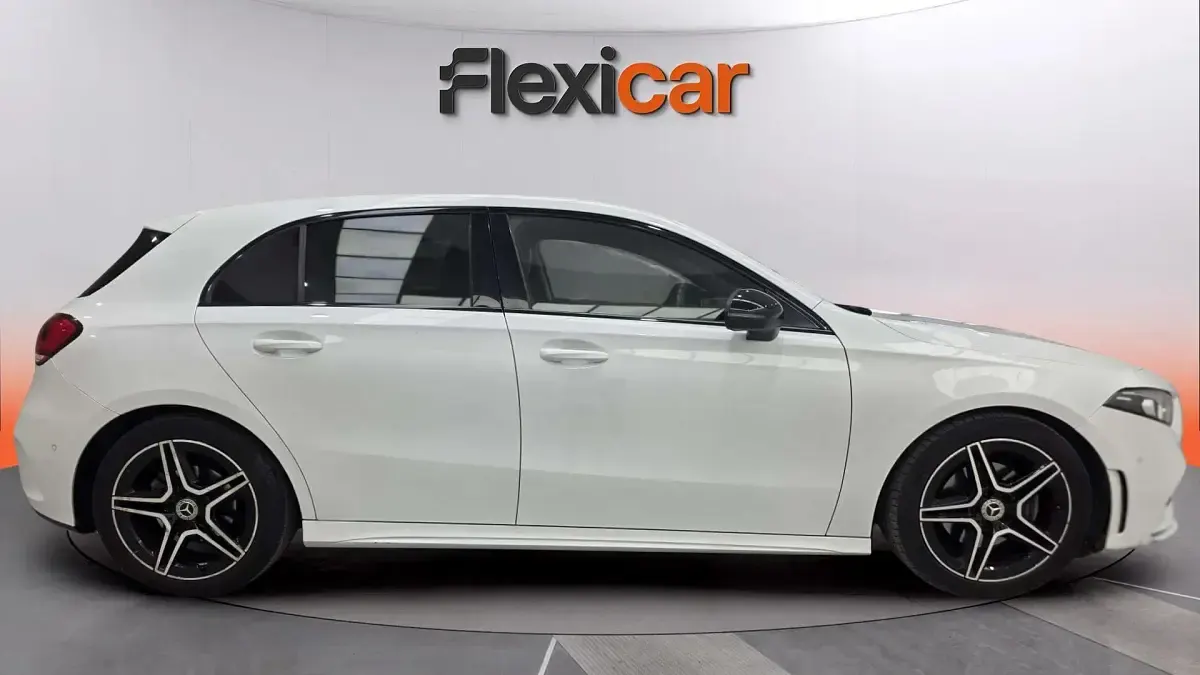 Usado Mercedes A180 116 CV (85 kW) 2020 Blanco Berlina