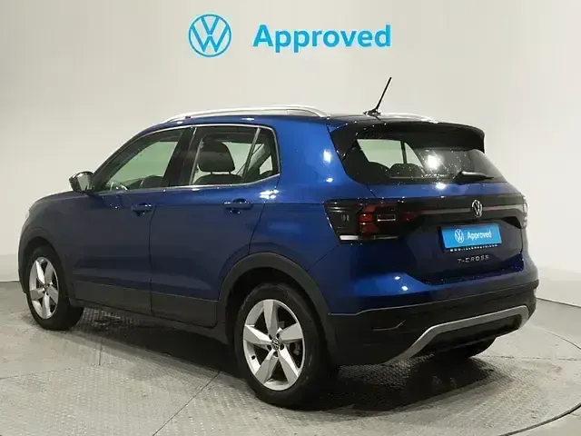 Usado VW T-Cross Sportline 110 CV (80 kW) 2023 Azul SUV