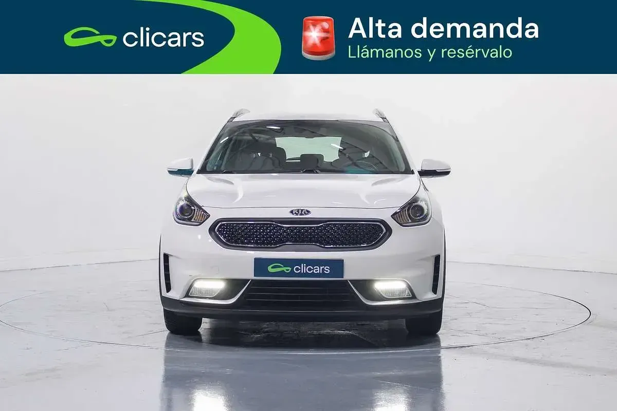 Käytetty Kia Niro 105 HP (77 kW) 2019 Valkoinen Katumaasturi