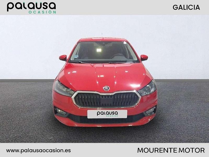 Usado Skoda Fabia Selection 95 CV (69 kW) 2024 Rojo Utilitario