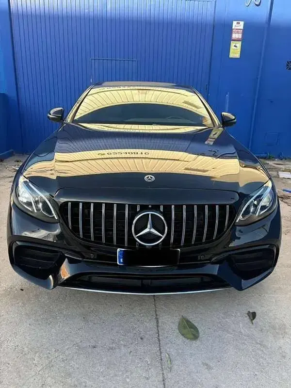 Usado Mercedes E450 366 CV (269 kW) 2019 Negro Berlina