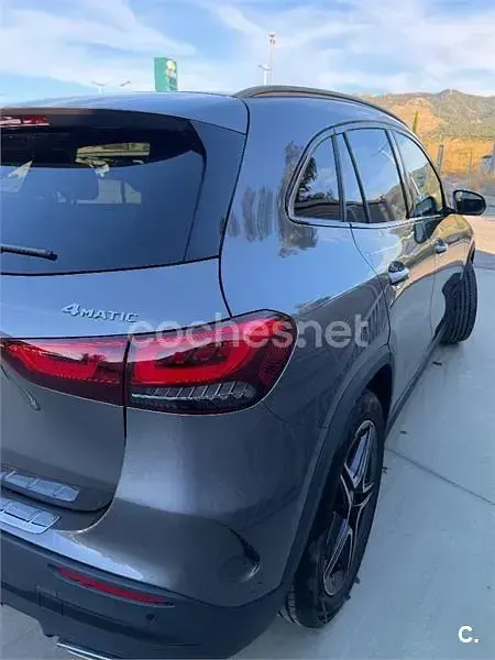 Usado Mercedes GLA250 224 CV (164 kW) 2022 Gris / plata SUV