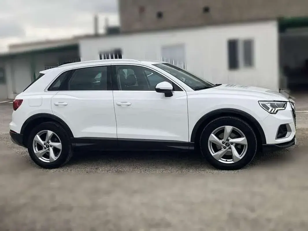 Usado Audi Q3 Advanced 150 CV (110 kW) 2022 Blanco SUV