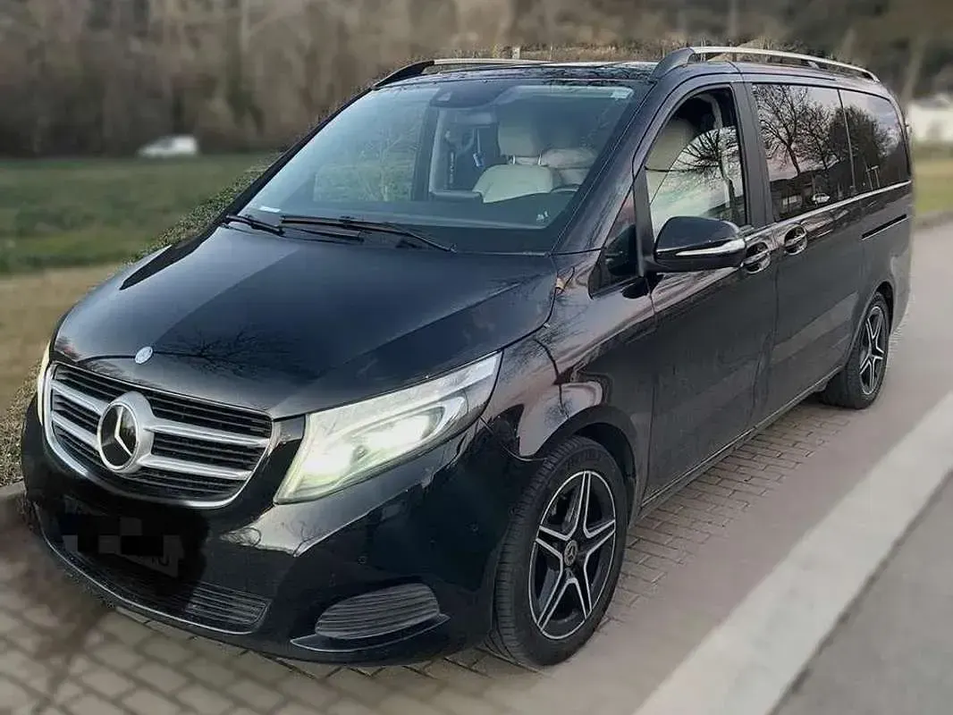 Usado Mercedes V250 Avantgarde 190 CV (139 kW) 2014 Negro Monovolumen